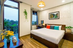 Deluxe Double Room, Garden View