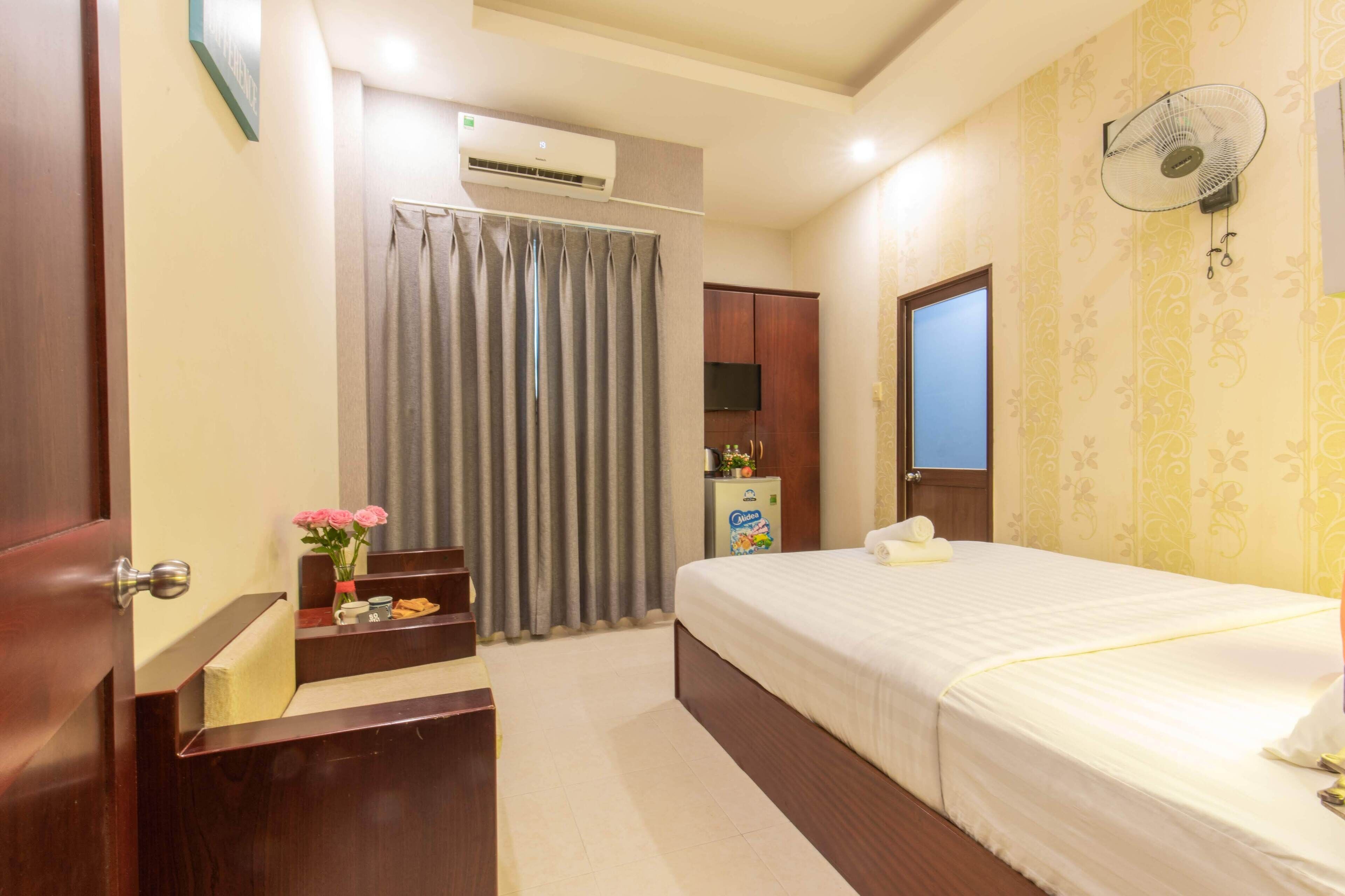 superior room (with window) | minibar, desk, soundproofing, free wifi
