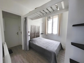 1 Schlafzimmer