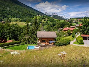 Exterior - Chalet Bonnevie - family home for 10, spa & mountain views - OVO Network (Les Villards-sur-Thônes)