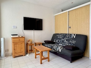 TV
