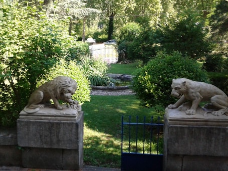 Exterior. Domaine du Vern