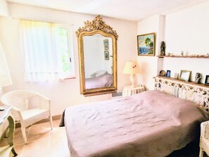 2 bedrooms - T3 Apartment with garden in Banyuls, parking included (Banyuls-sur-Mer)