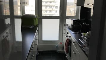 Apartment, 1 Bedroom | Private kitchen