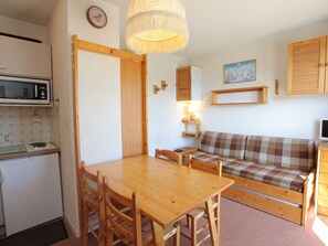 Interior - Cozy studio for 3 with balcony in La Toussuire center (La Toussuire)