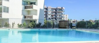 Cozy Apartment with Pool, Private Parking Near Arcachon Marina
