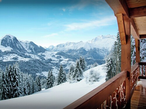 Chalet de Paul et Marie - charming base for 8, great views - OVO Network