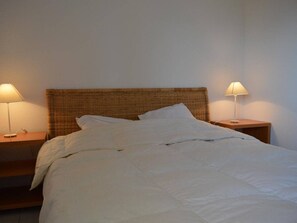 2 bedrooms