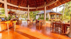 Breakfast, lunch, dinner served; Asian cuisine  - Dugong Cottage Phu Quoc Resort (Phu Quoc)