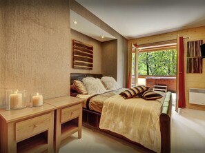 5 habitaciones, tabla de planchar con plancha, cuna de viaje y wifi