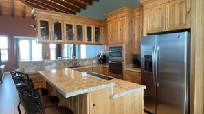 Fridge, microwave, oven, stovetop - Scott Beach Condos #8 (ST Thomas)