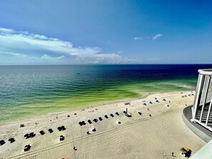 Na praia