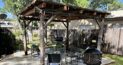 Best Location in Town - Steps from downtown, wine shuttles, restaurants, etc.