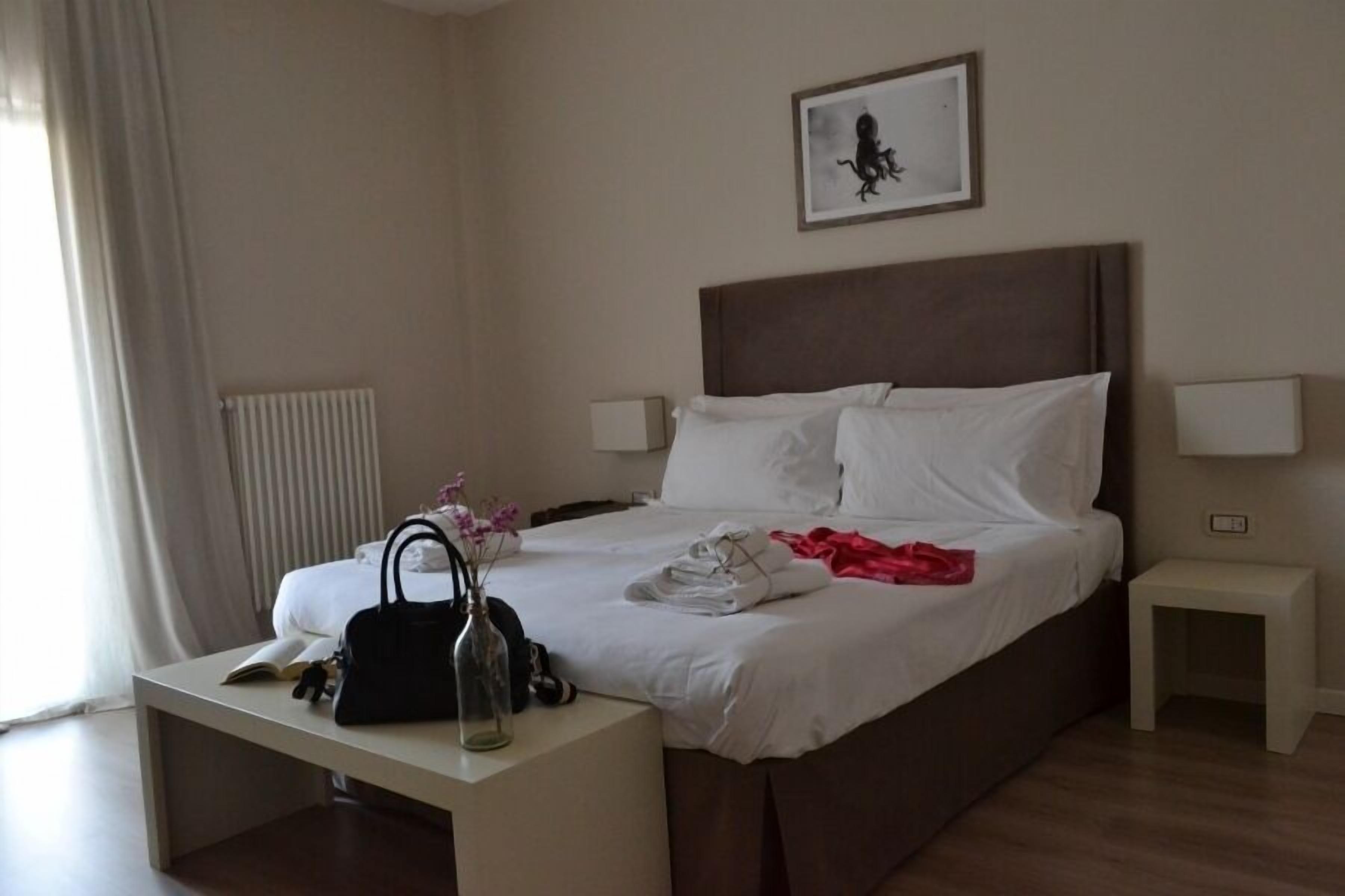 Foto - Gatto Bianco Le Terrazze