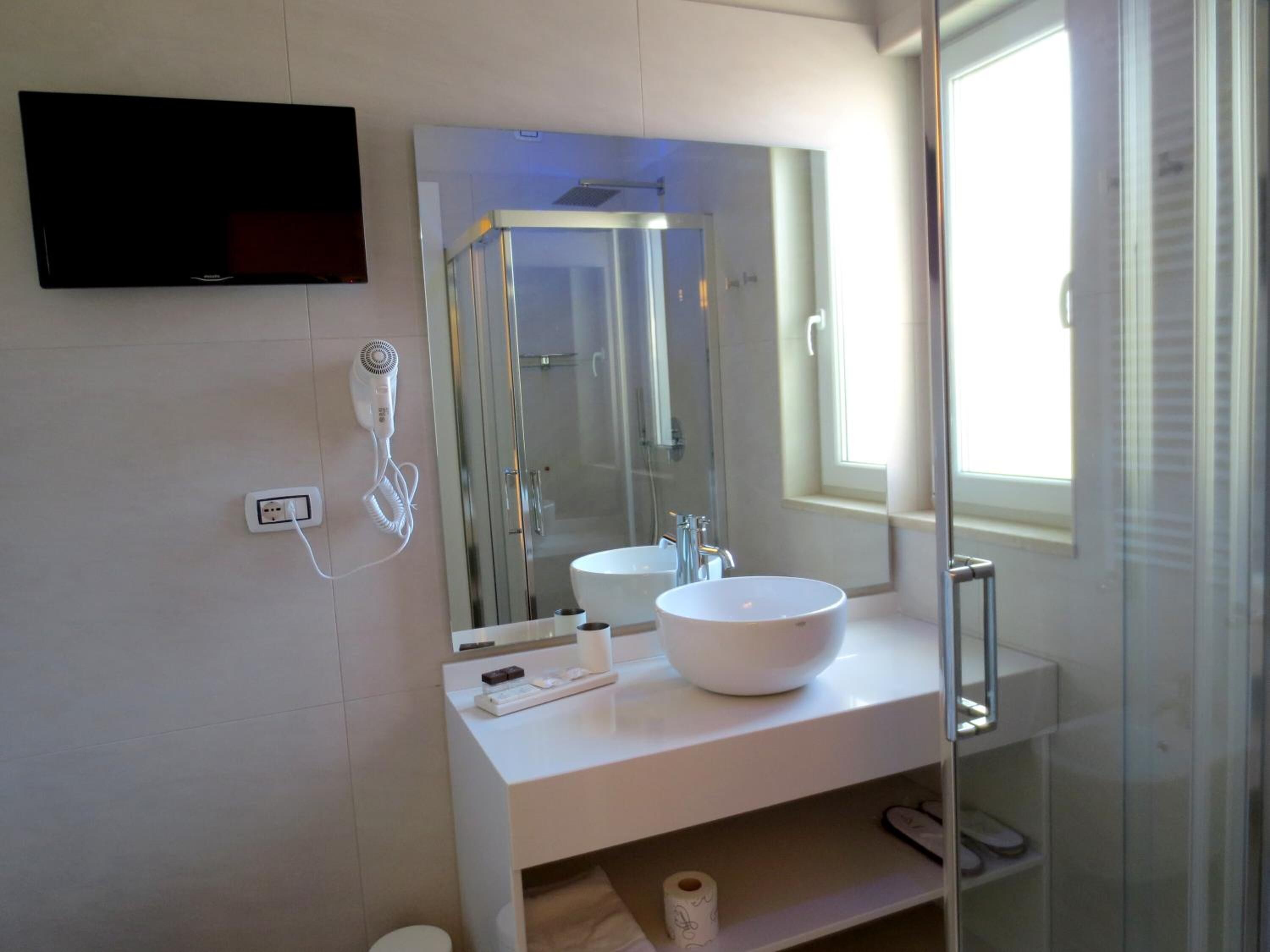 Foto - Gatto Bianco Le Terrazze