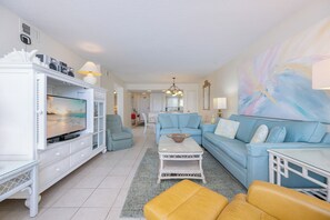 TV - 2 Bedroom Condo @ Driftwood Towers! GULF FRONT (Gulf Shores)