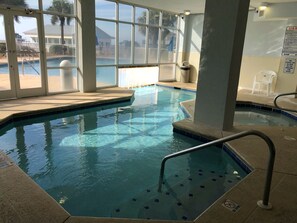 Piscine couverte