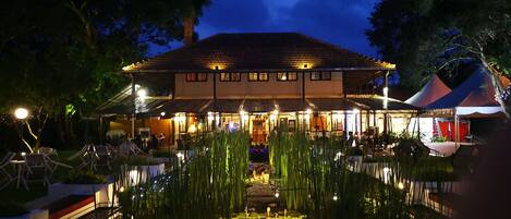 DĂ©tail de lâextĂ©rieur