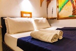 Basic Double Room, 1 Double Bed | Desk, iron/ironing board, free WiFi