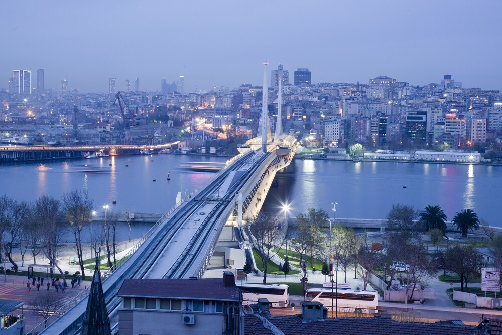 Hotel Terrace Istanbul image