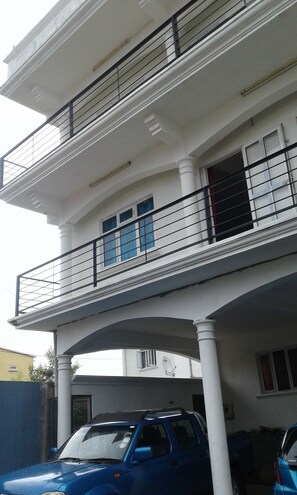 Majoituspaikan julkisivu