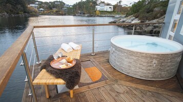 Luxury Villa, 6 Bedrooms, Mountain View, Overwater | Terrace/patio