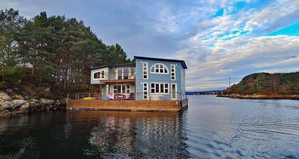 Floating Villa Bergen