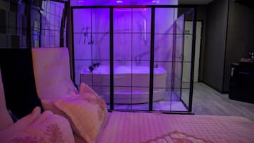 Suite Studio Affaires | 1 chambre, literie de qualité supérieure, décoration personnalisée