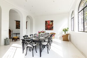 In-room dining - Chateau Terre Blanche (Chalabre)