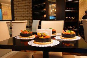 Bar (on property) - Hotel & Cafe Batus (Batumi)