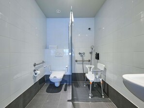 Soundproofing, iron/ironing board - Ibis Budget Madrid Calle 30 (Madrid)