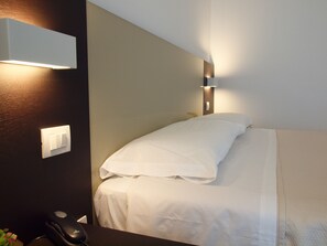 Literie de qualité supérieure, couette en duvet d'oie, minibar
