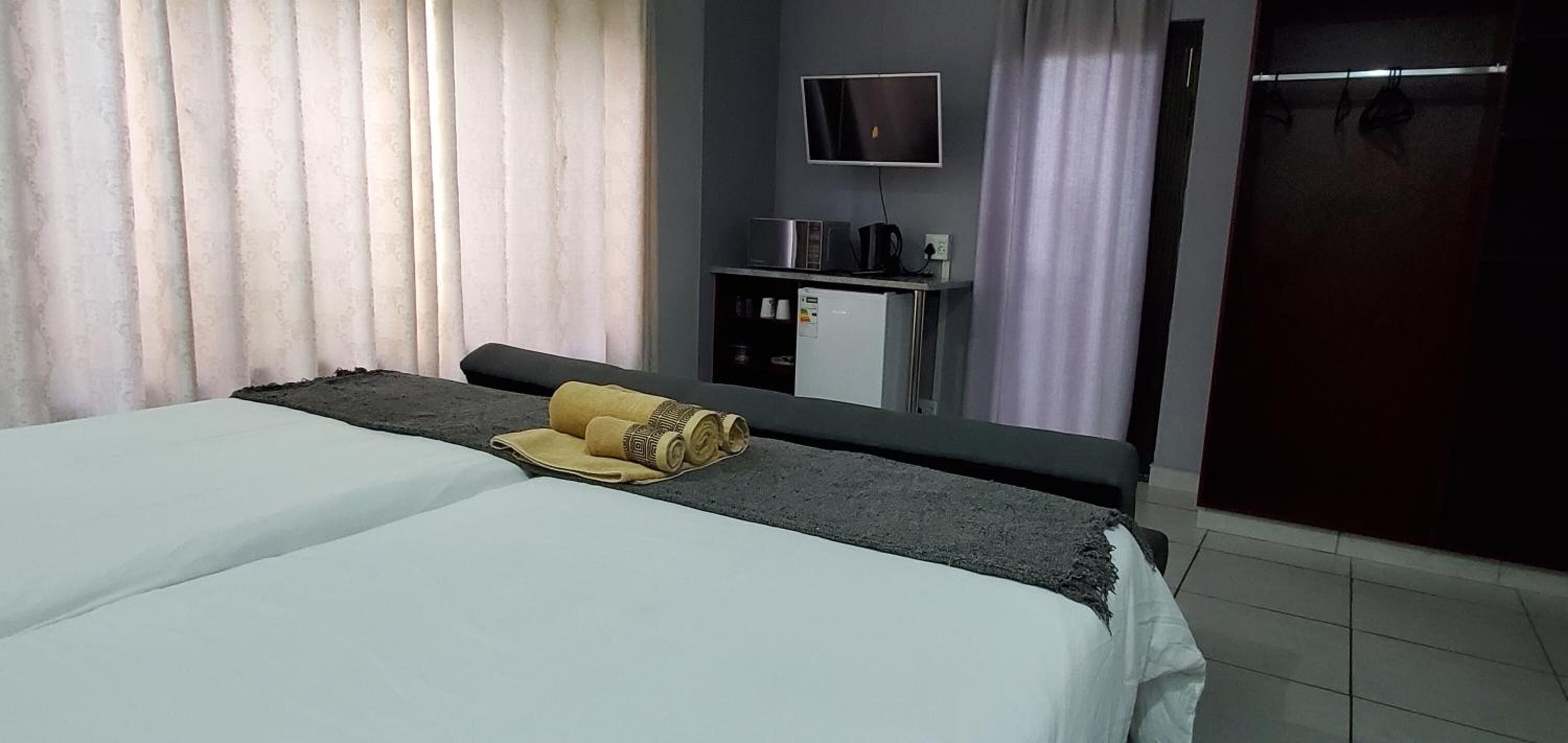 In-room safe, iron/ironing board, free WiFi