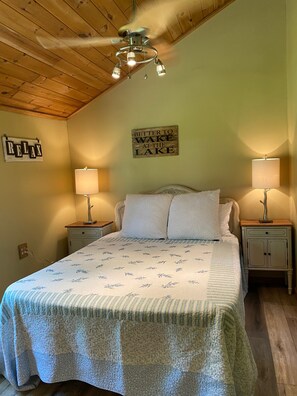 3 dormitorios, tabla de planchar con plancha, wifi gratis y ropa de cama