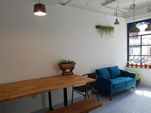 บริเวณนั่งเล่น