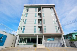 Front of property - NW Apartment Lasalle 59 (Bangkok)