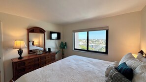 2 室のベッドルーム、アイロン / アイロン台、WiFi、ベッドシーツ