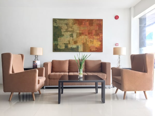 Khu tiếp khách ở sảnh