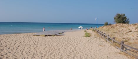 In Strandnähe, Liegestühle