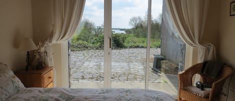 5 bedrooms, iron/ironing board, travel cot, free WiFi