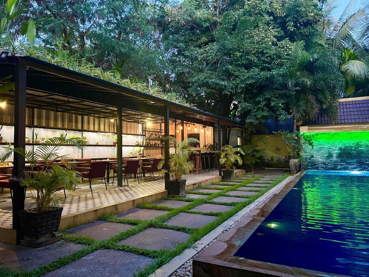 Foto - The Local Time Village