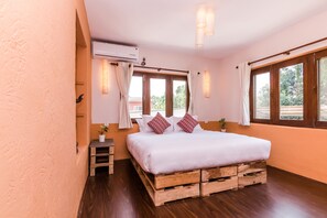 Deluxe Apartment, 1 King Bed, Kitchen | Individually decorated, desk, free WiFi - The Museum Bed and Breakfast (Kathmandu)