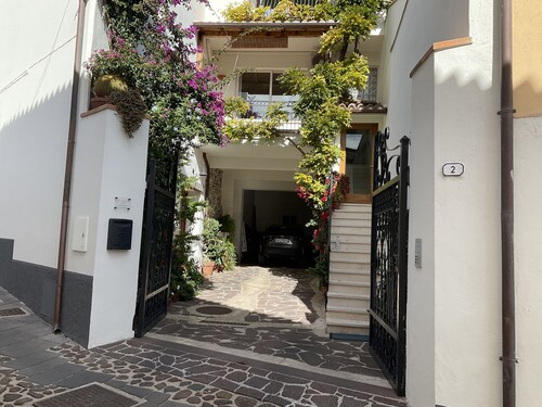 House "Il Glicine", Maison de Charme