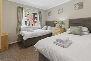 2 habitaciones, wifi gratis y ropa de cama