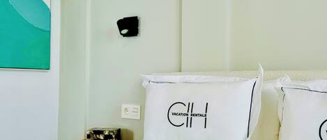 1 soverom, lydisolert, strykejern/-brett og wi-fi