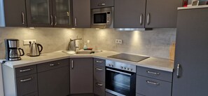 Fridge, microwave, oven, dishwasher