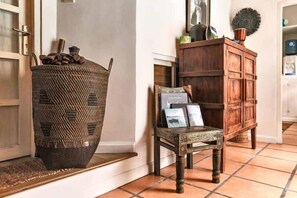 Comfort Villa, 3 Bedrooms | Room amenity