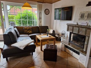 Fernseher, Kamin