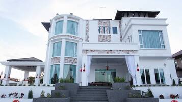 Façade de lâhĂ©bergement