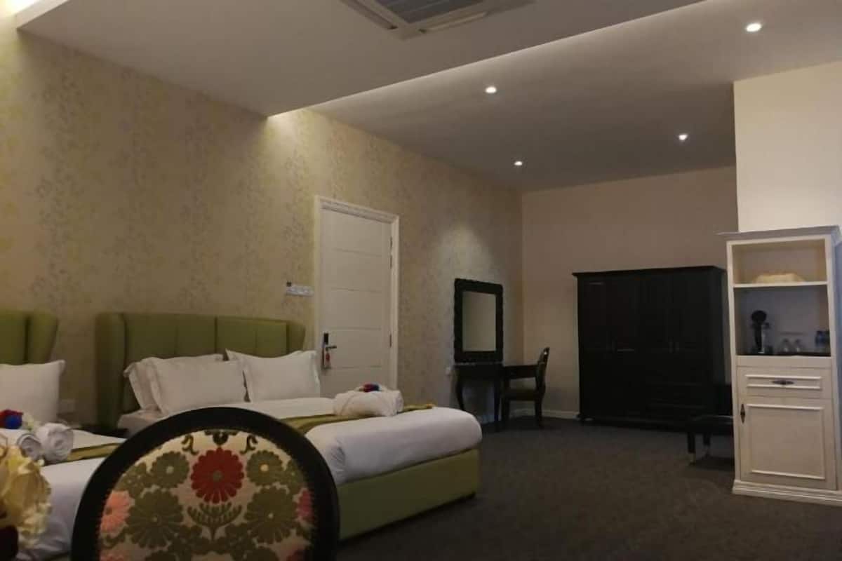 1 Schlafzimmer, Schreibtisch, Verdunkelungsvorhänge